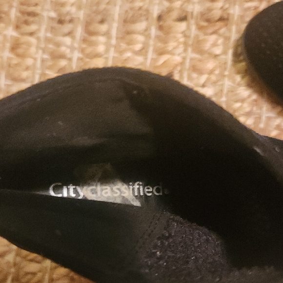 Cityclassified Black Heeled Boots Elegant and Versatile - Picture 2 of 4